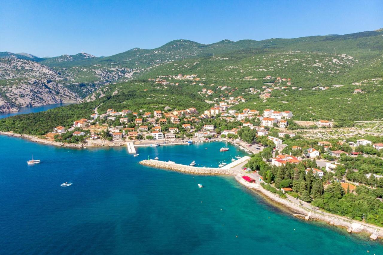 Apartments By The Sea Klenovica, Novi Vinodolski - 5581 Luaran gambar